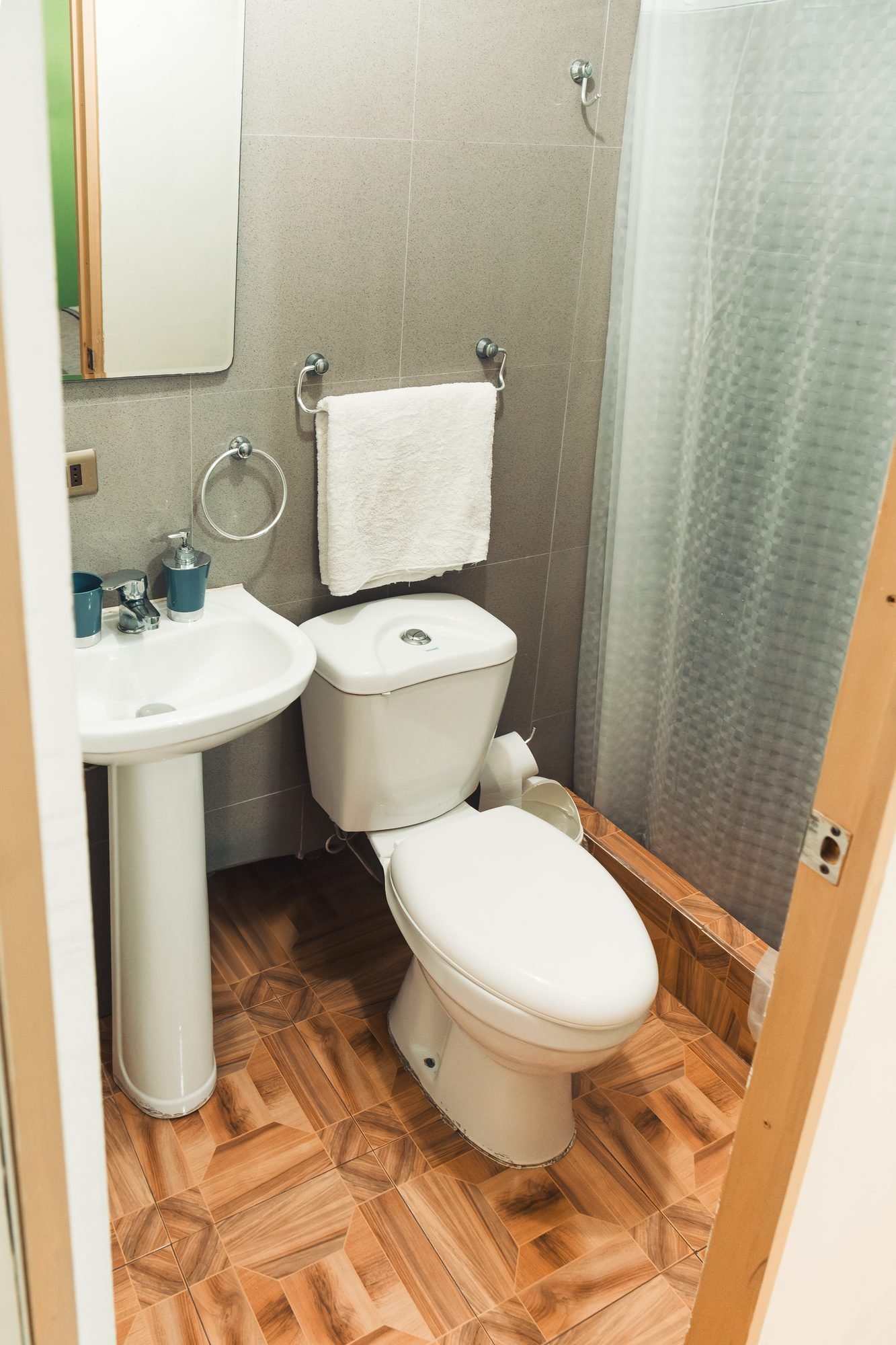 Baño privado de Hostal Di Giorgio